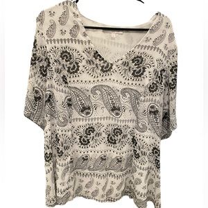 Marybelle Short Sleeve VNeck Top Size 2X